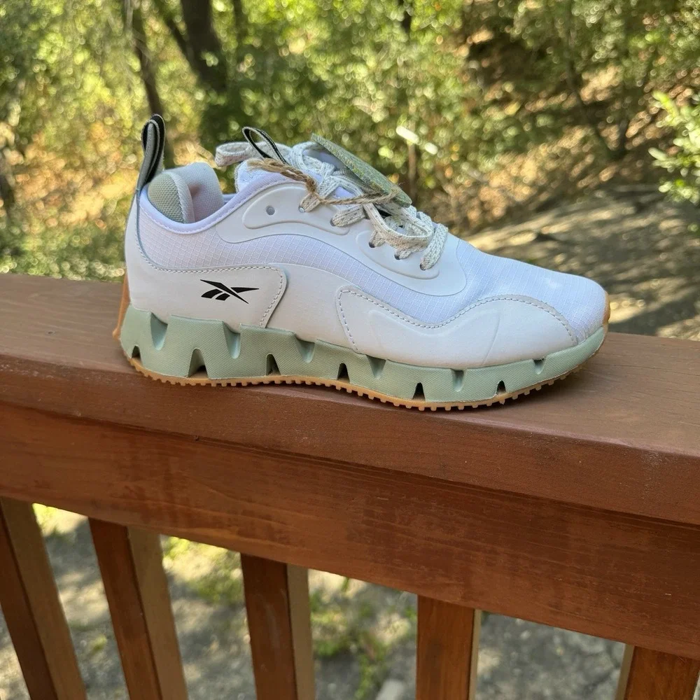 New Reebok Women's Zig Dynamica 4‎ Running Shoes White/Green 30106WWKV Size 8